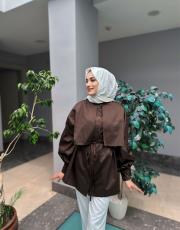 kahve trenç gömlek