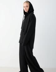 siyah kapüşonlu modal takım