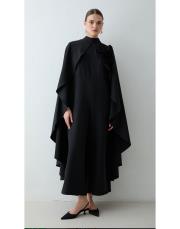 siyah pelerinli tulum