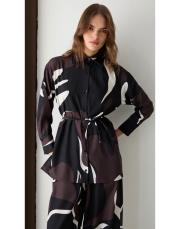 siyah desenli gömlekli takım 2