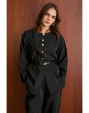 siyah düğmeli kemerli takım 2